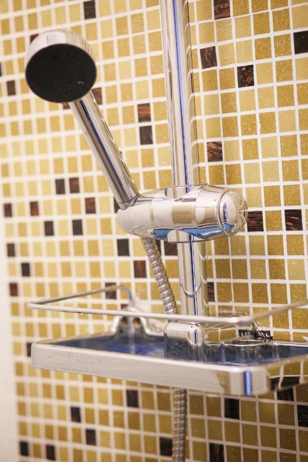 Color Apartments Downtown بوخارست المظهر الخارجي الصورة