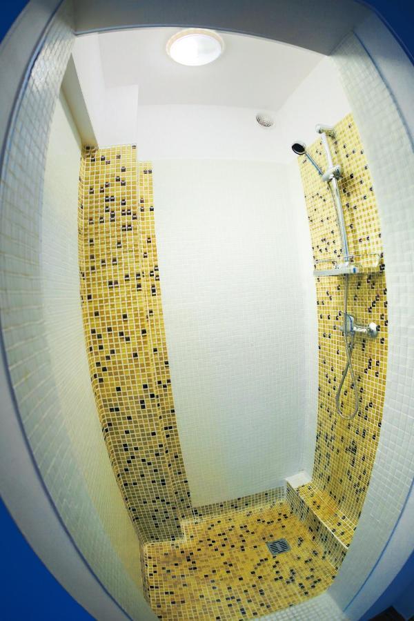 Color Apartments Downtown بوخارست المظهر الخارجي الصورة