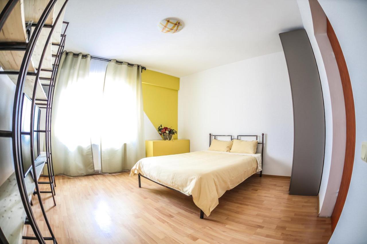 Color Apartments Downtown بوخارست المظهر الخارجي الصورة