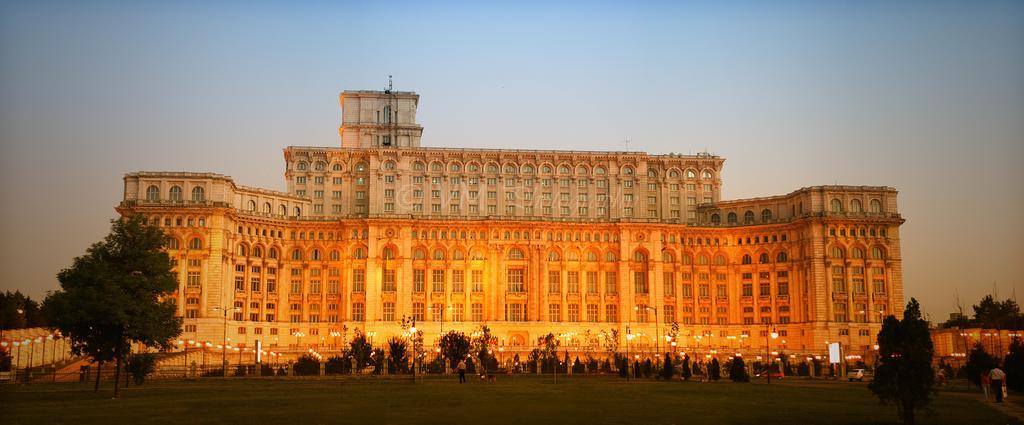 Color Apartments Downtown بوخارست المظهر الخارجي الصورة