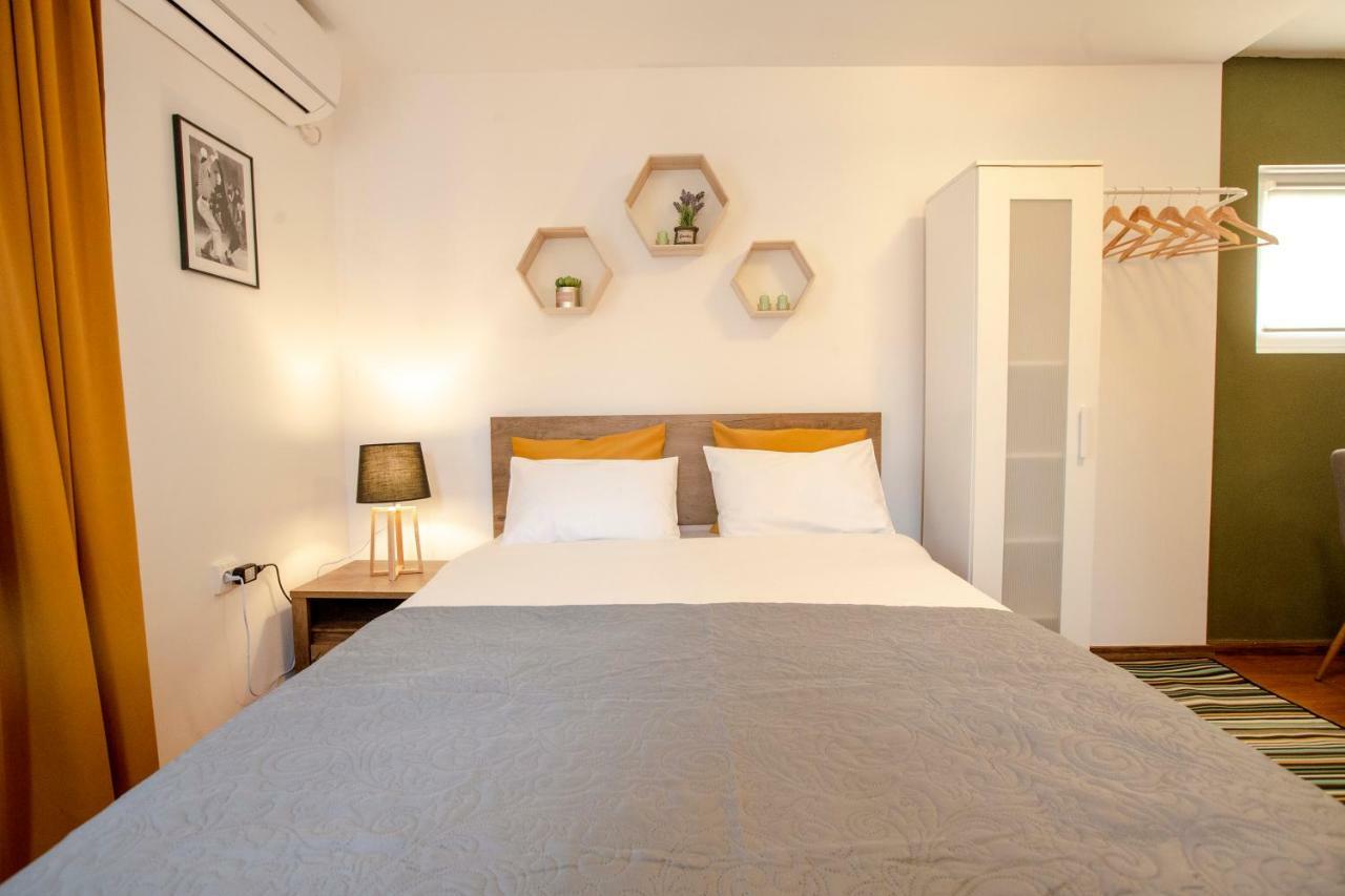 Color Apartments Downtown بوخارست المظهر الخارجي الصورة