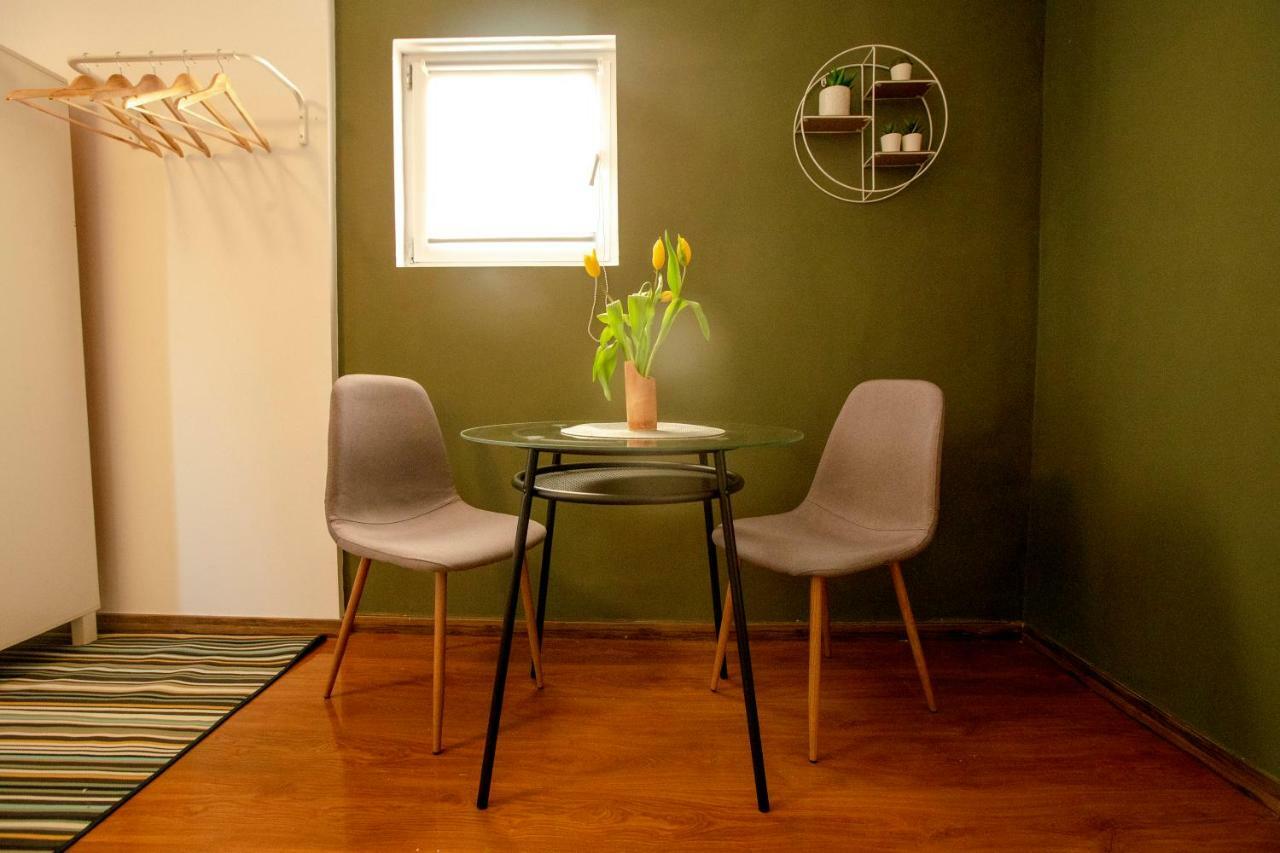 Color Apartments Downtown بوخارست المظهر الخارجي الصورة